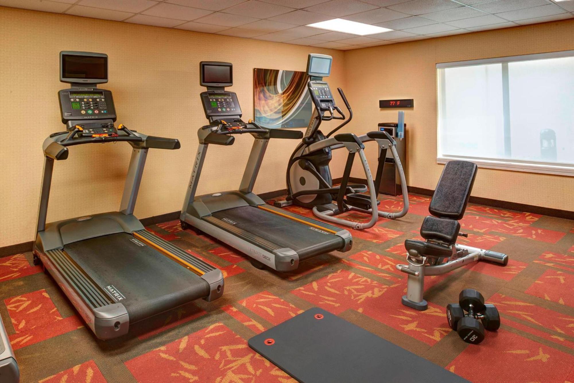 Hotel Courtyard By Marriott North 3*
